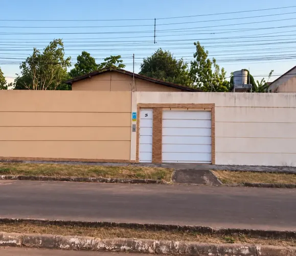 Casa térrea com 4 quartos | 295m² em Santa Inês - MA