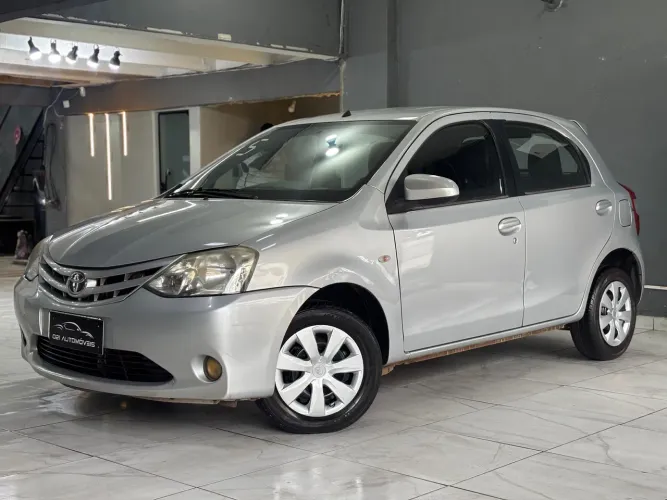 Toyota Etios XS 1.5 Flex 16V 5P Mec. 2015