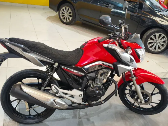 VENDO CG TITAN 160 10MIL KM