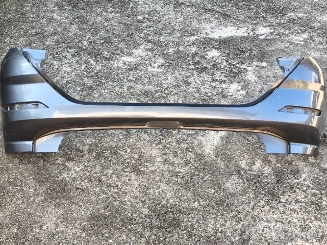 Para-choque de Polo Track 1.0 modelo 2023/2023