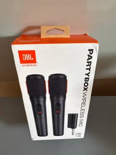 Microfone JBL PartyBox MIC Wireless (Par) - Karaokê e Festas com Som JBL