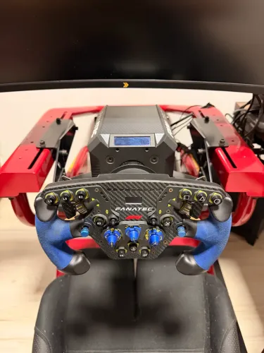 Cockpit Simracing Completo Fanatec Podium F1 + Volante Oficial F1 +Pedaleira - PS4/PS5/PC