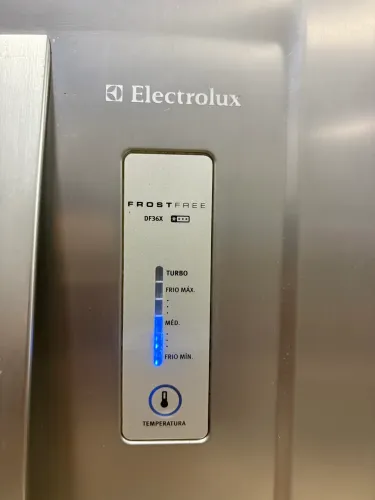 Geladeira Electrolux top freezer 2 portas DF36X 310L inox 220v