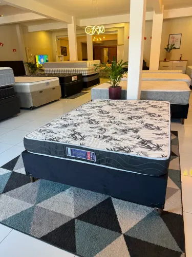 Cama de Casal com colchão D28 Seminovo - Entrego!