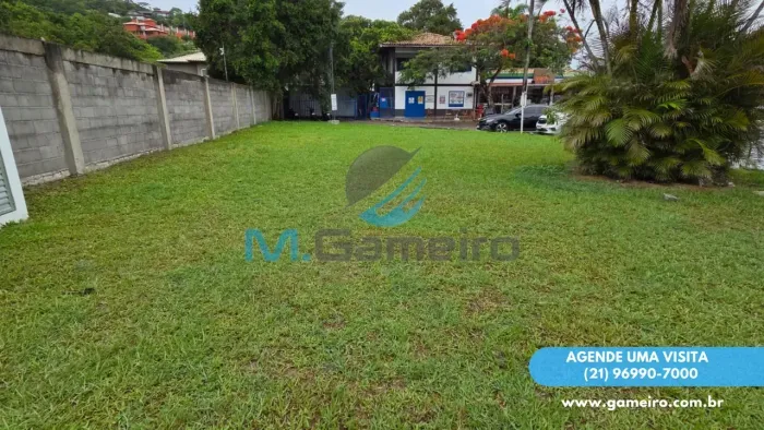 Aluga-se terreno de aproximadamente 380m² em Posto de Combustível em Búzios