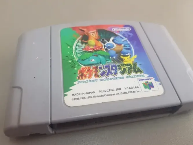 POKEMON STADIUM - CARTUCHO ORIGINAL N64 JAPONÊS - SÓ FUNCIONA EM APARELHO SEM A TRAVA