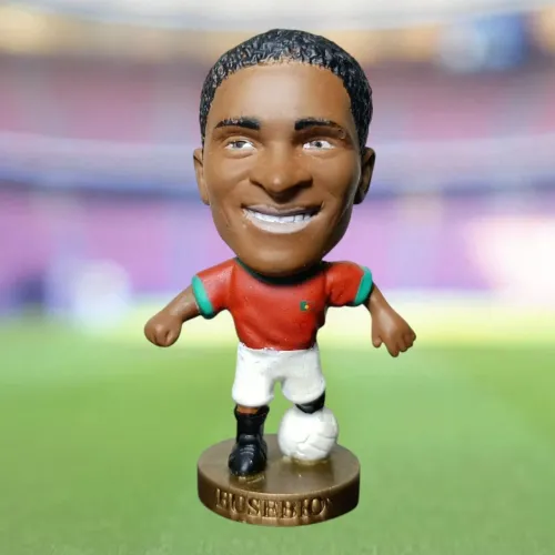 Raro Mini Craque Eusébio Portugal