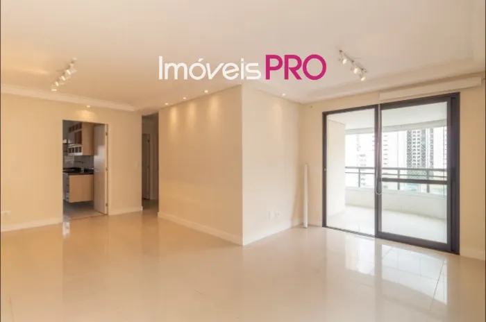 Apartamento para locação com 102m² em Moema - São Paulo.