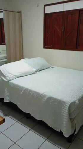 Quarto com suíte apenas para MULHER