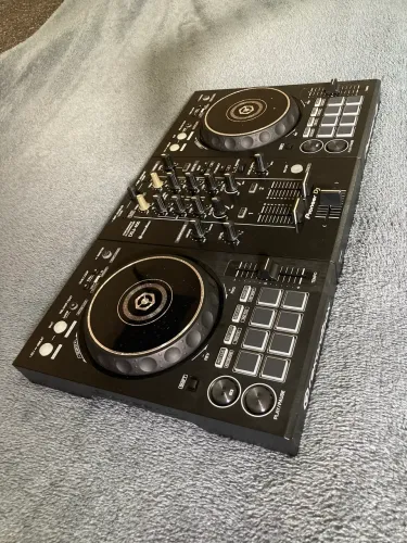 Controladora Pioneer DDJ 400