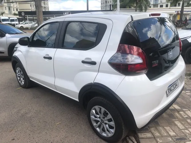 Fiat Mobi Like 1.0 Fire Flex 5P. 2022