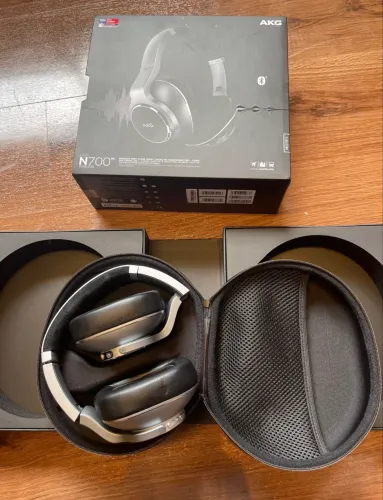 headphone bluetooth akg n700 prata
