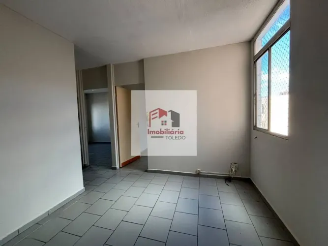 Apartamento com 2 dormitórios para alugar, 50 m² por R$ 1.540/mês - Vila Santa Francisca -