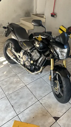 Hornet 2010 impecável para pessoas exigentes!