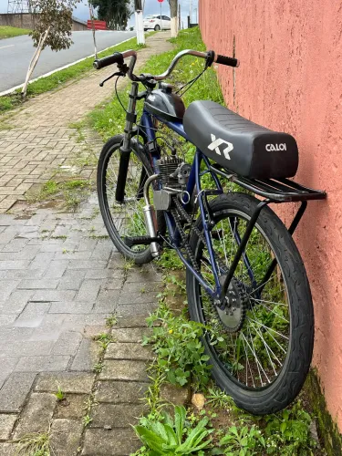 Vendo bicicleta motorizada motor 100c