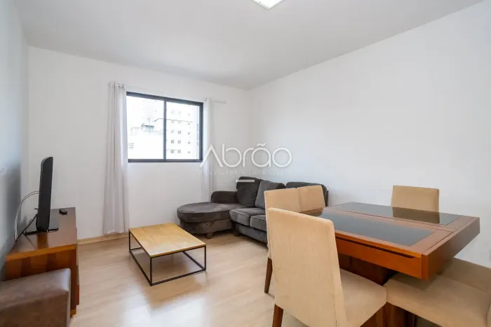Apartamento mobiliado de 2 quartos para Alugar no Batel  Brigadeiro Towers - 61 m² | Ref. 