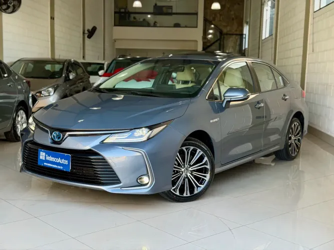 Toyota Corolla Altis Prem. Hybrid 1.8 Flex AUT 2023