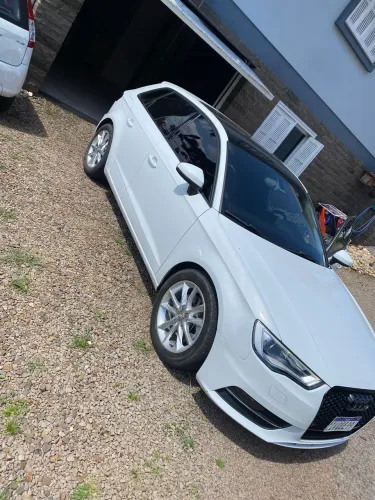 Audi A3 Sportback 1.8 16V TFSI S-tronic 5P 2014