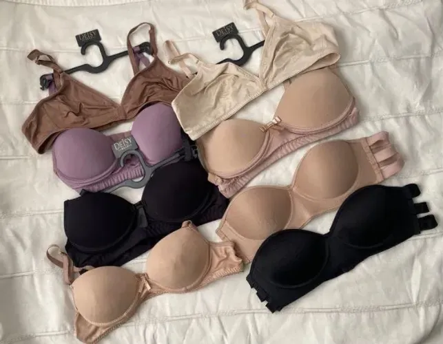 Lote com 8 Sutiãs Feminino tamanho 38