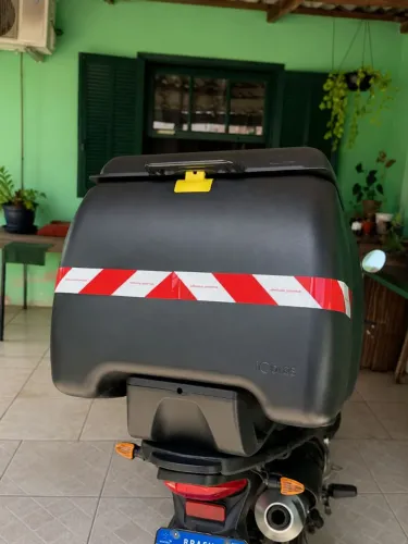 Baú 100L Tele