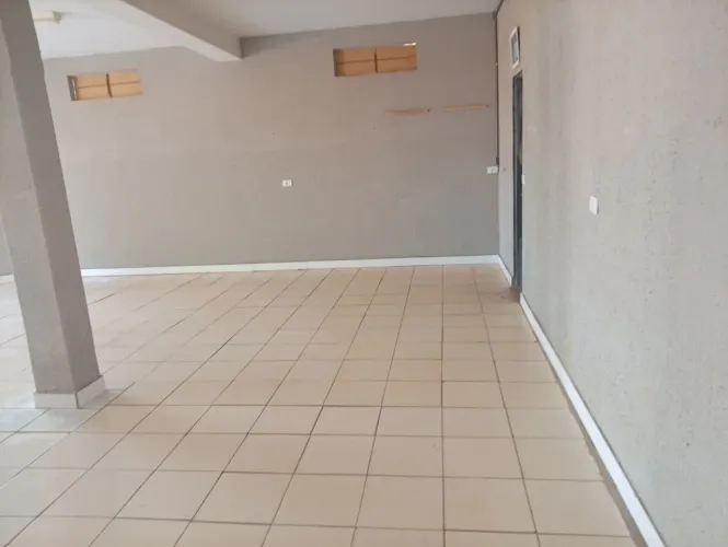 Aluga-se Sala comercial no Conjunto Primavera