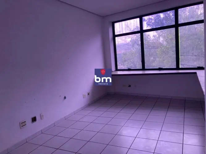 Sala para alugar em São Paulo, Capão Redondo, com 40 m², Eneias