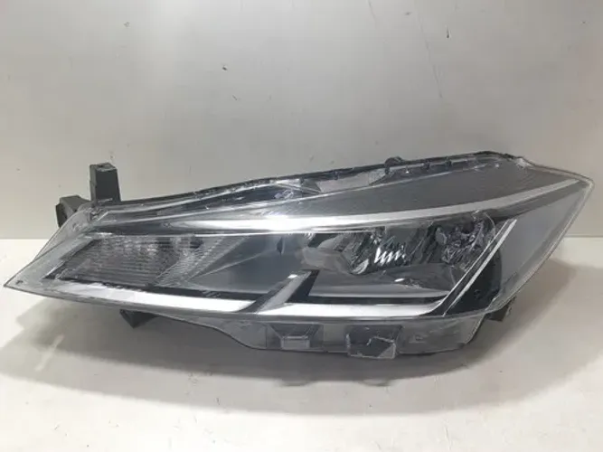Farol Esquerdo Com Motor Sem Led Kicks 2022 A 2024 10072507 Esquerdo/motorista Esquerdo
