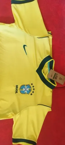 Camisa da seleção Brasileira versão Tailan ( Primeira qualidade)tamanho P e M