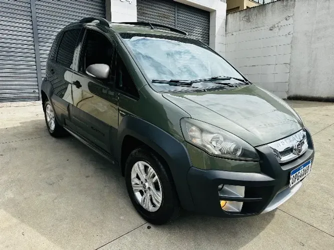 Fiat Idea Adv./ Adv.lock.dualogic 1.8 Flex 5P 2013