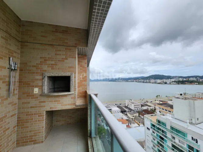 Apartamento de Andar Alto para venda com Vista para o Mar - 3 quartos no Estreito