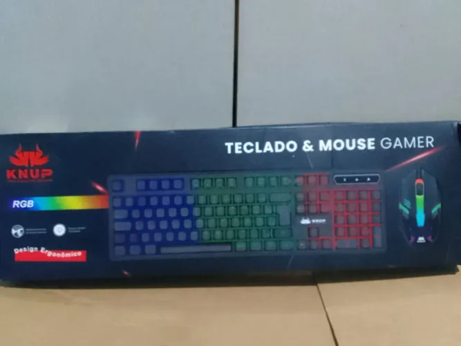 Teclado e mouse gamer