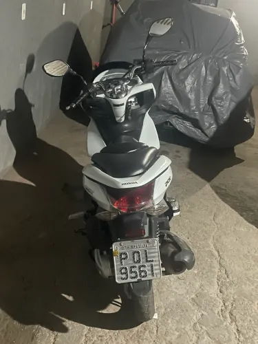 Vende sim Pcx toda em dias 