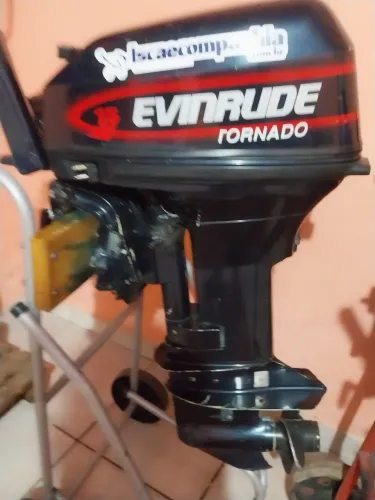 Motor de popa 