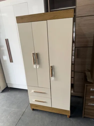 Guarda roupa de solteiro branco - entrego hoje