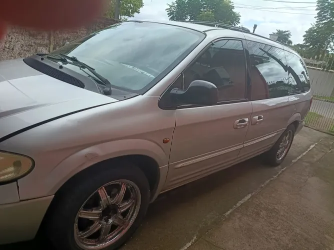 Chrysler Grand Caravan Limited 3.3 V6 12V 182cv 2003