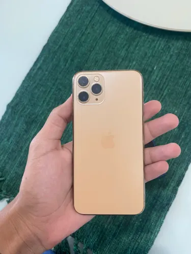 iPhone 11 Pro 64gb dourado 