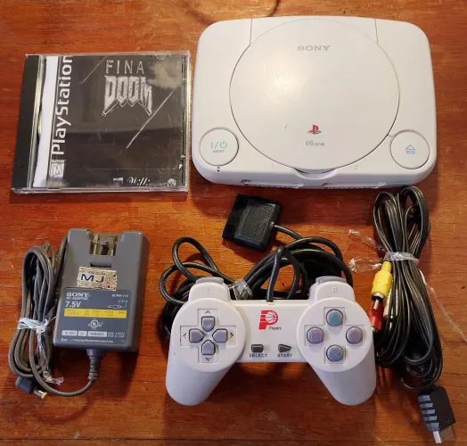 Playstation ONE slim 