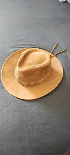 Chapéu de couro 