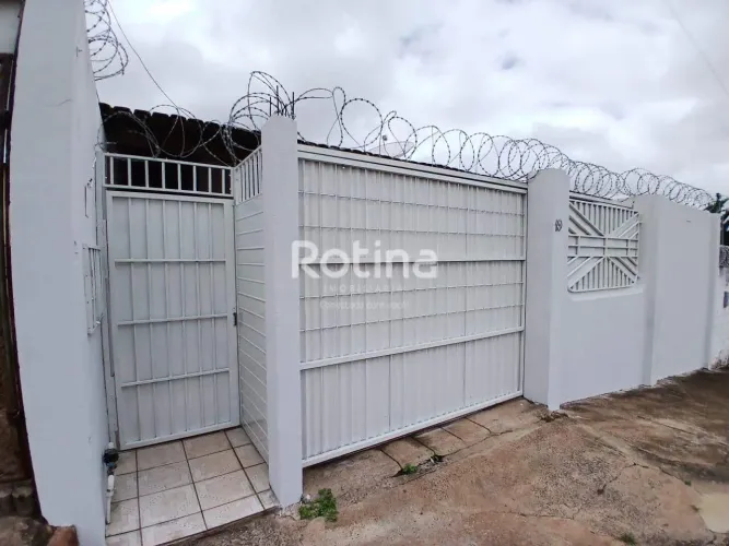 Casa para alugar, 3 quartos, Residencial Gramado - Uberlândia/MG - Rotina Imobiliária