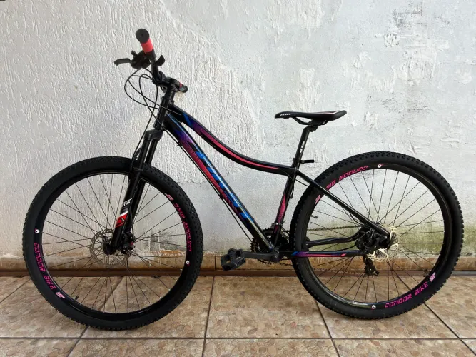 Bicicleta First
