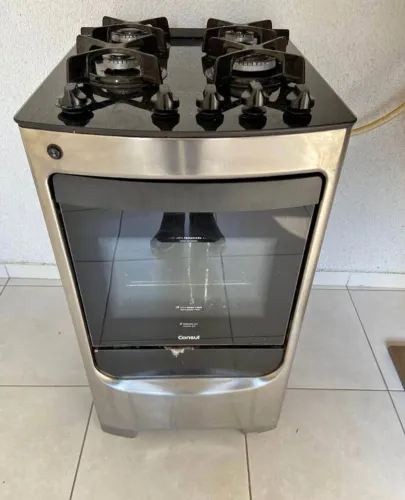 Fogão Consul inox 4 bocas 110 VLT semi novo.