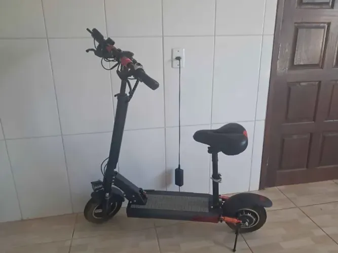 Patinete Elétrico 150kg 40 km/h 800watts