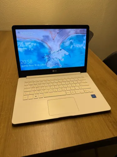 Vendo notebook ultraslim LG