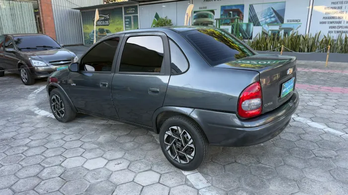 Chevrolet Corsa SED Class.life 1.0/1.0 Flexpower (álcool) 2009