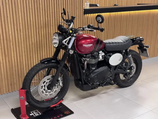 Triumph Scrambler 900CC 2023