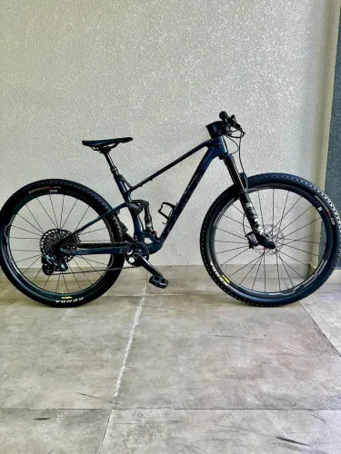 Bicicleta Mountain Bike Mtb carbono full-Sense Carbon Invictus Mavic-GX Eletrônico 