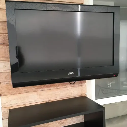 TV CCE E AOC 32 POLEGADAS