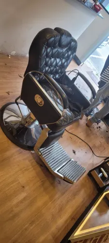 Cadeira Para Barbeiro Guerreira (Poltrona Barber)
