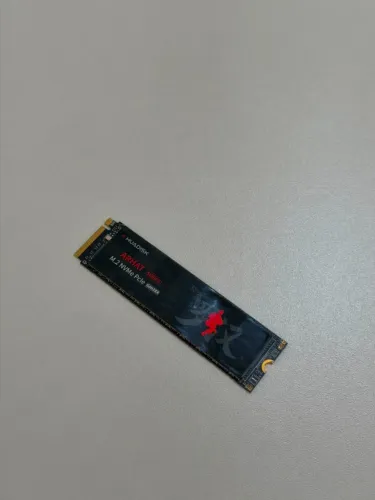 SSD NVE 512 GB Pouco tempo de Uso
