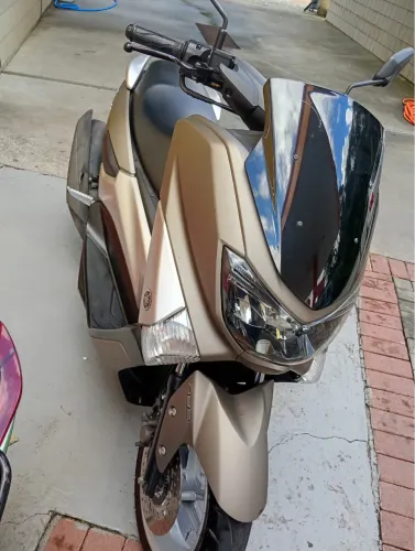 Moto Yamaha NMAX ABS